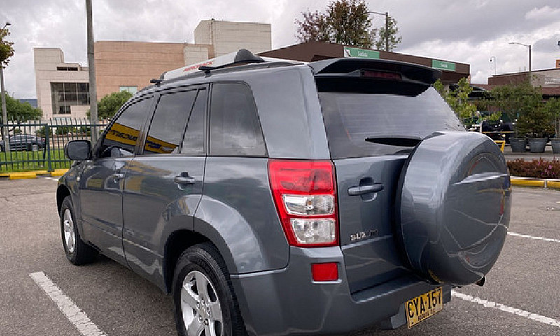 Suzuki Grand Vitara ...