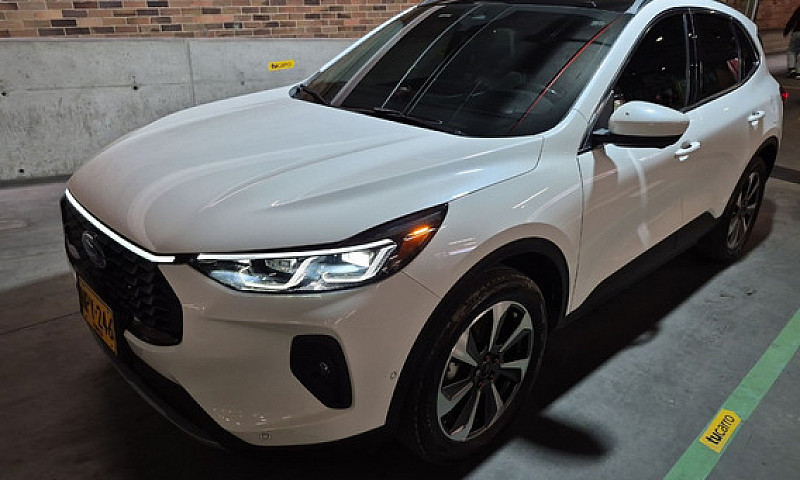 Ford Escape 2.5 Plat...