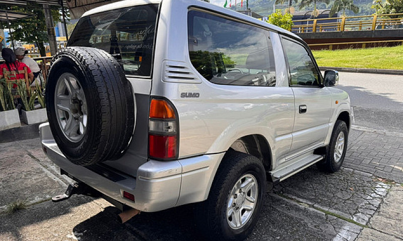 Toyota Prado 2.7 Gx ...