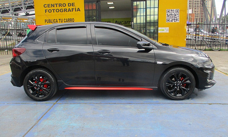 Chevrolet Onix Rs Tu...