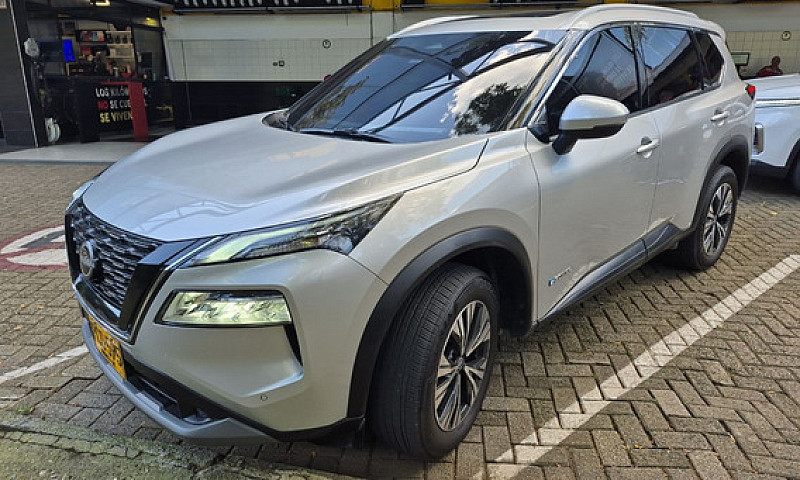 Nissan X-Trail 1.5 E...
