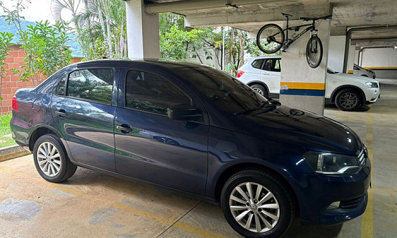 Volkswagen Voyage 1....