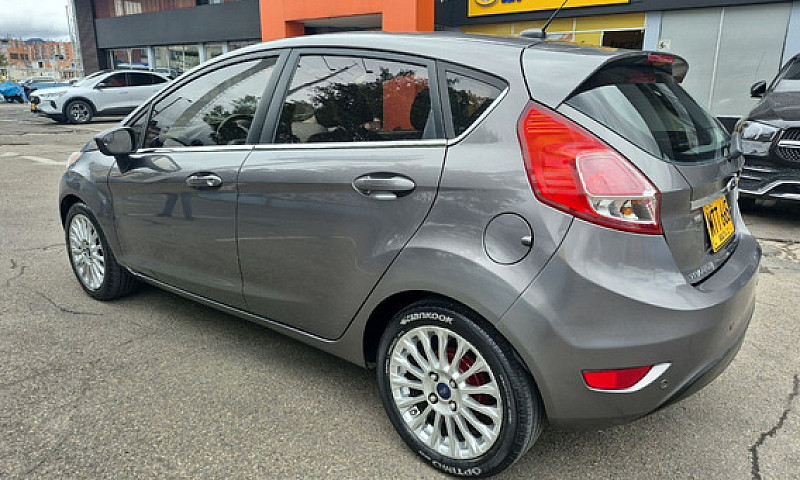 Ford Fiesta 1.6 Hatc...