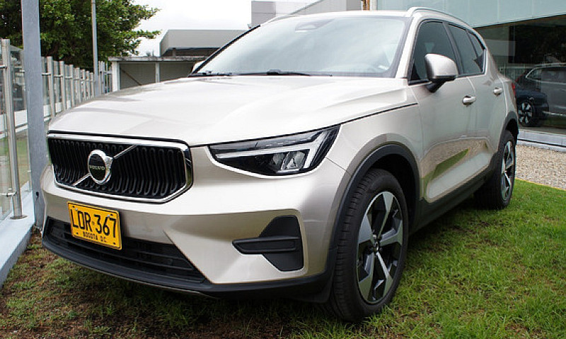 Volvo Xc40 2.0 Hibri...