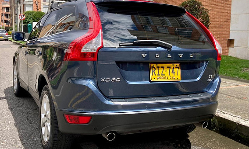 Volvo Xc60 T6  4X4 3...