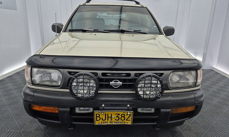 Nissan Pathfinder 3....