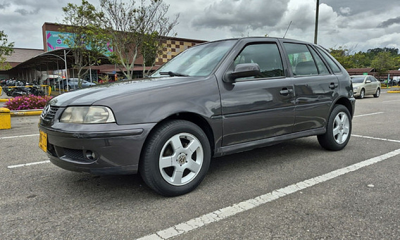 Volkswagen Gol ...