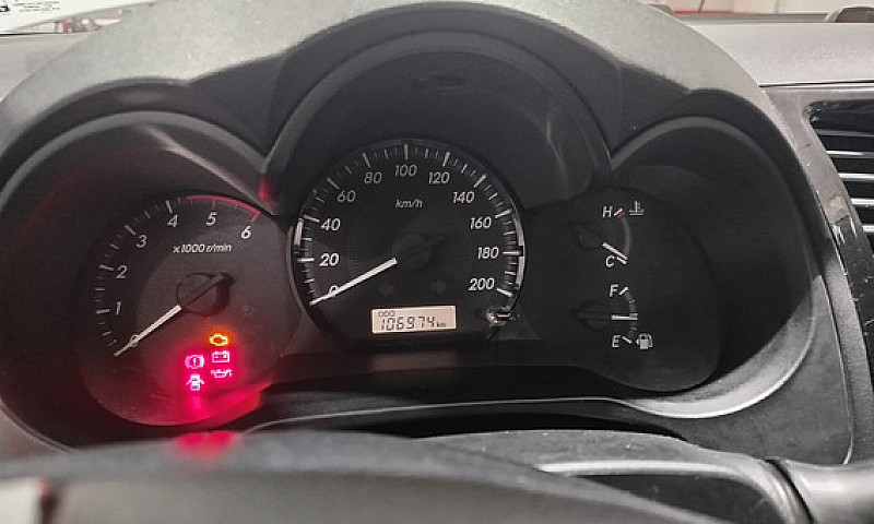 Toyota Hilux 2.5 Imv...