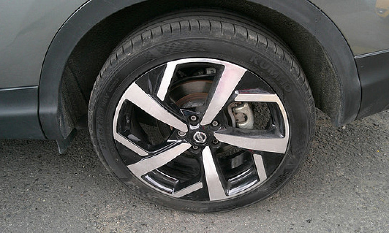 Nissan Qashqai 2.0 E...