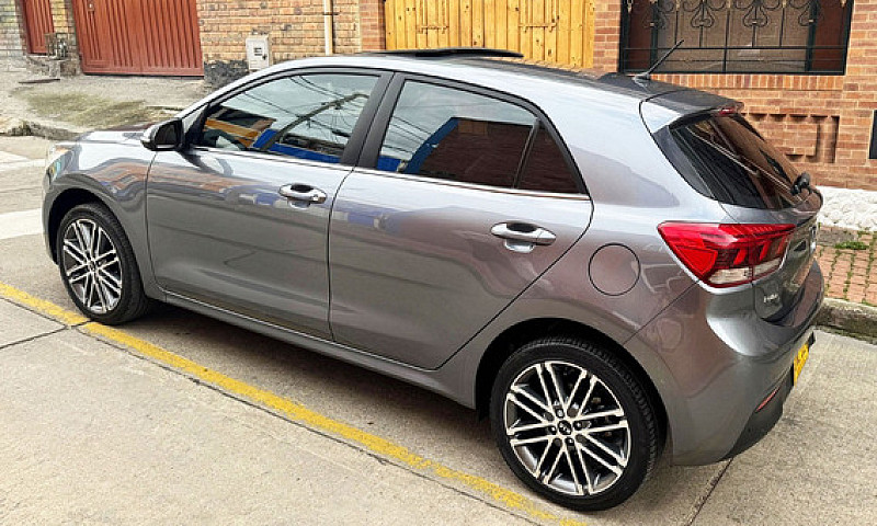 Kia Rio 1.4 Zenith...
