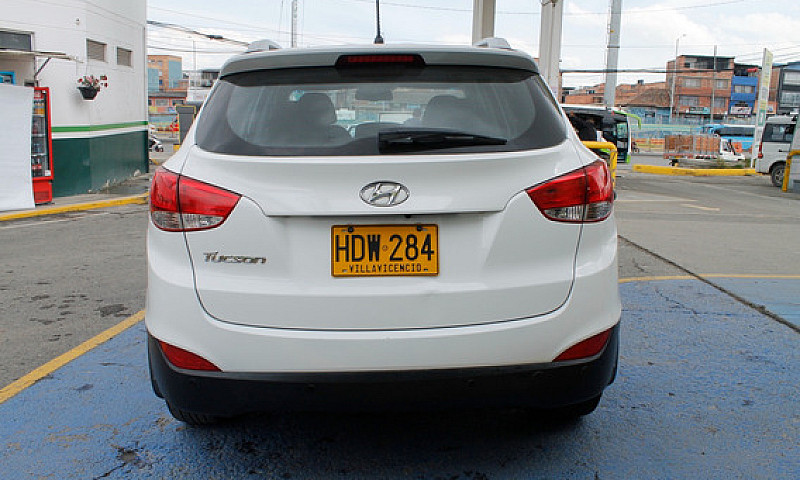 Hyundai Tucson Ix-35...