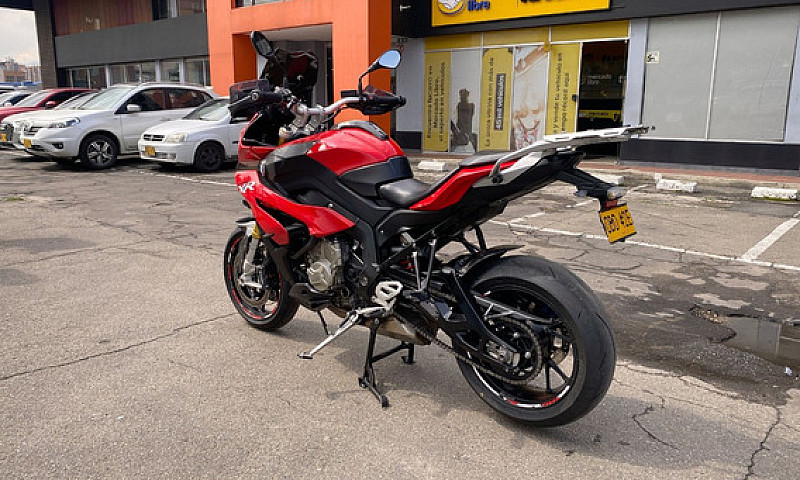 Bmw S1000Xr...