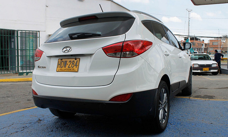 Hyundai Tucson Ix-35...