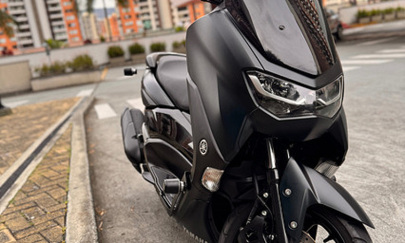 N Max Yamaha Connect...