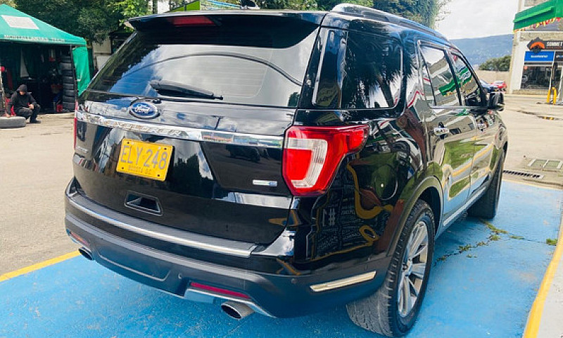 Ford Explorer 2.3 Li...