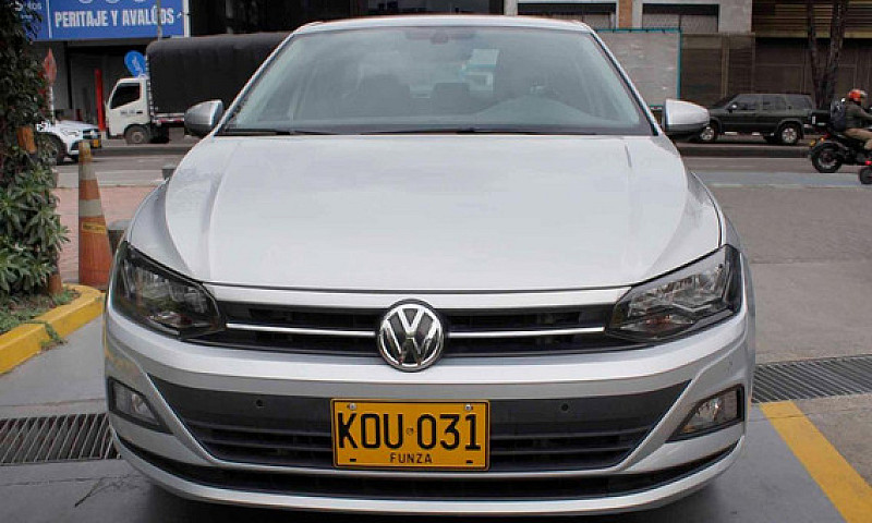 Volkswagen Virtus 1....