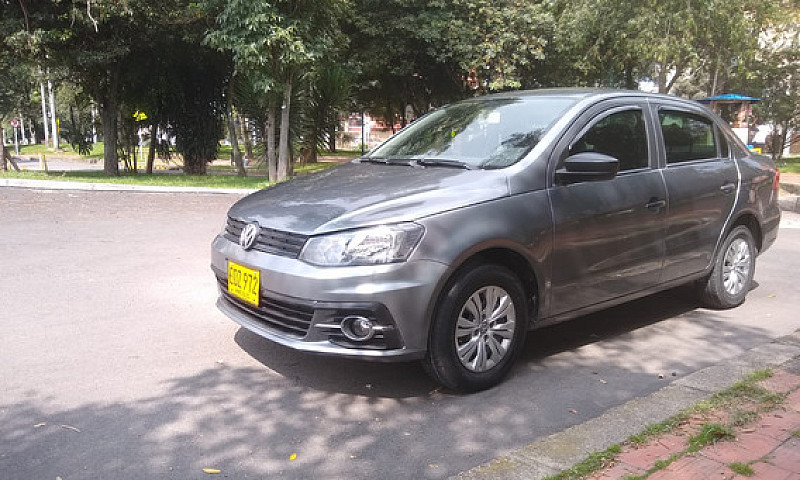 Volkswagen Voyage 1....