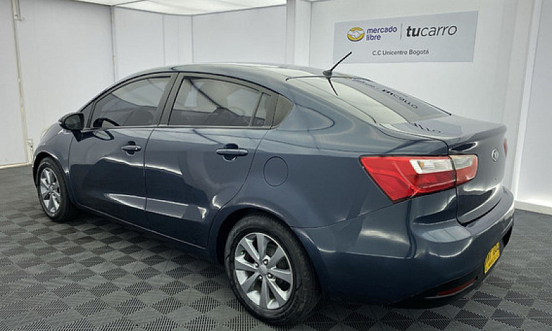 Kia Rio 1.2 4 P...