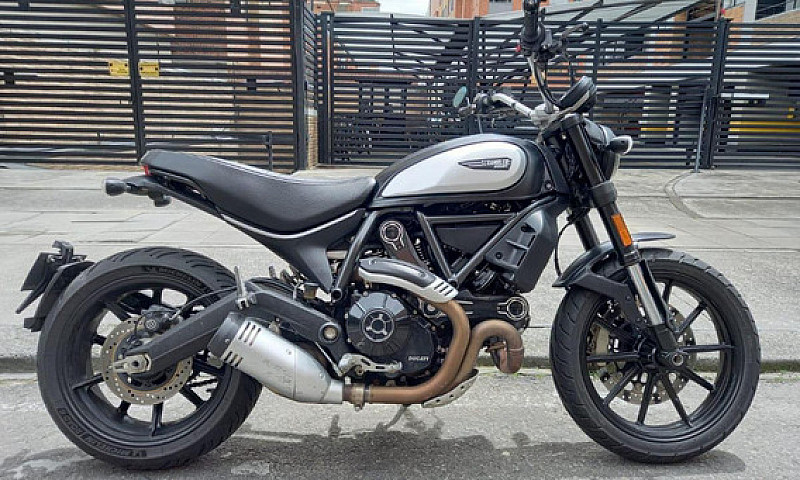 Ducati Scrambler 800...