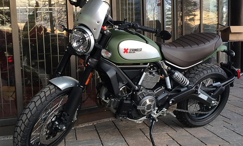 Ducati Scrambler 800...