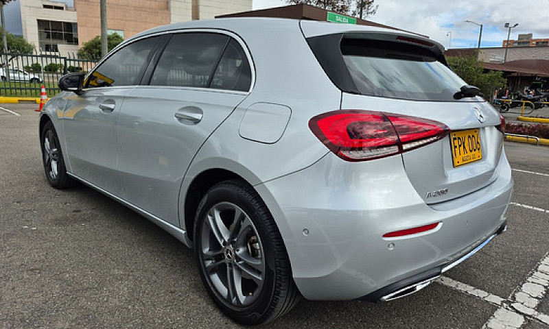 Mercedes Benz A 200 ...