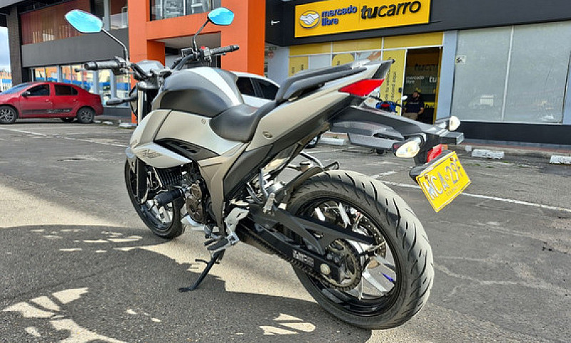 Suzuki Gixxer 250 ...