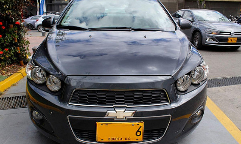Chevrolet Sonic 1.6 ...