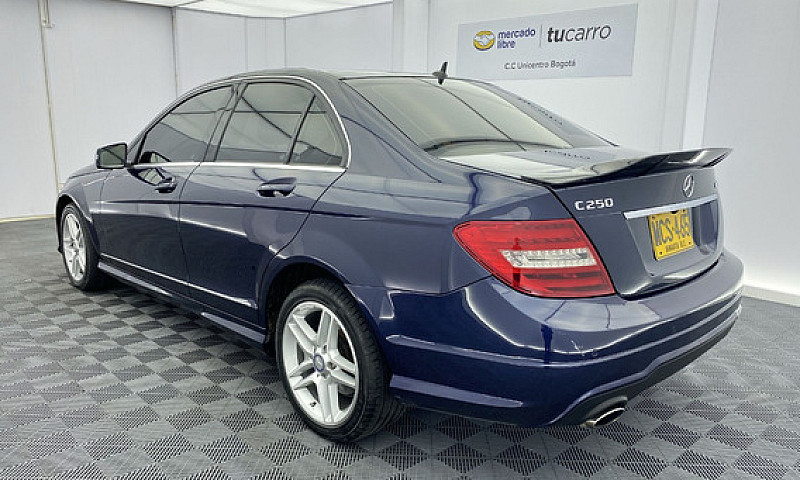 Mercedes-Benz Clase ...