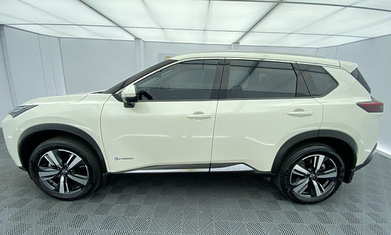 Nissan X-Trail T33 E...