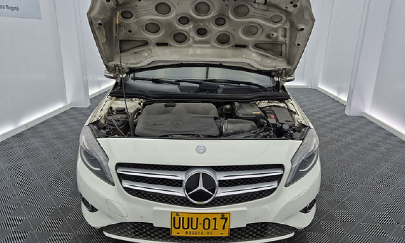 Mercedes-Benz Clase ...
