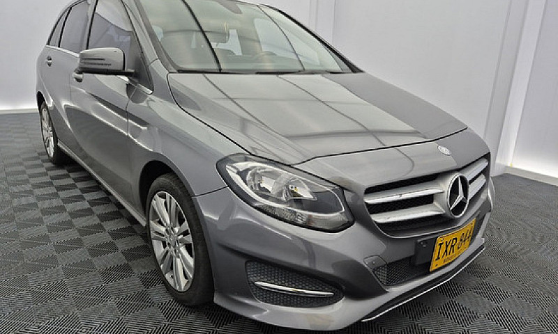 Mercedes-Benz Clase ...