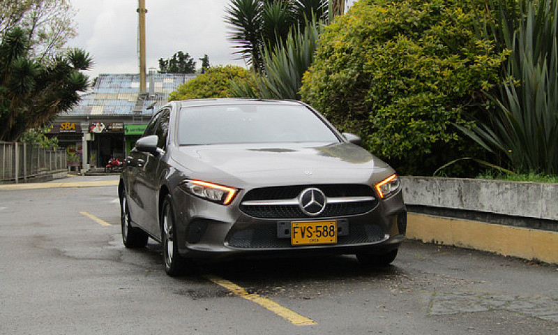 Mercedes-Benz Clase ...