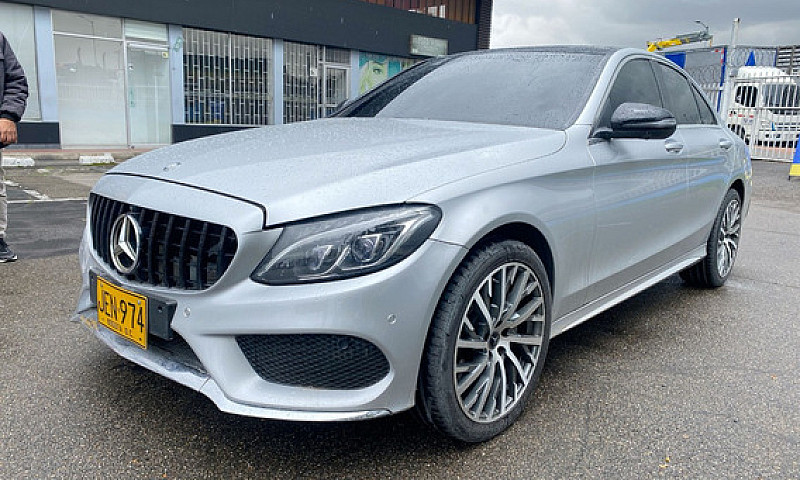 Mercedes-Benz Clase ...