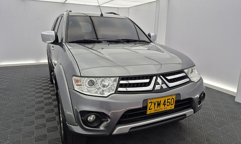 Mitsubishi Nativa 3....