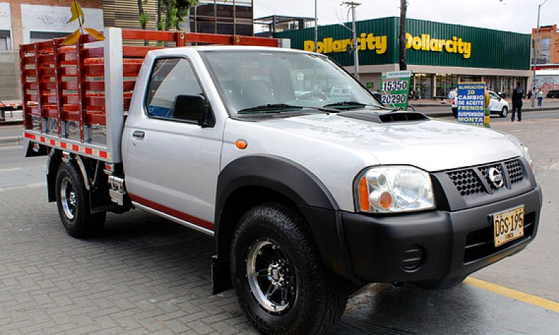 Nissan Frontier D22 ...