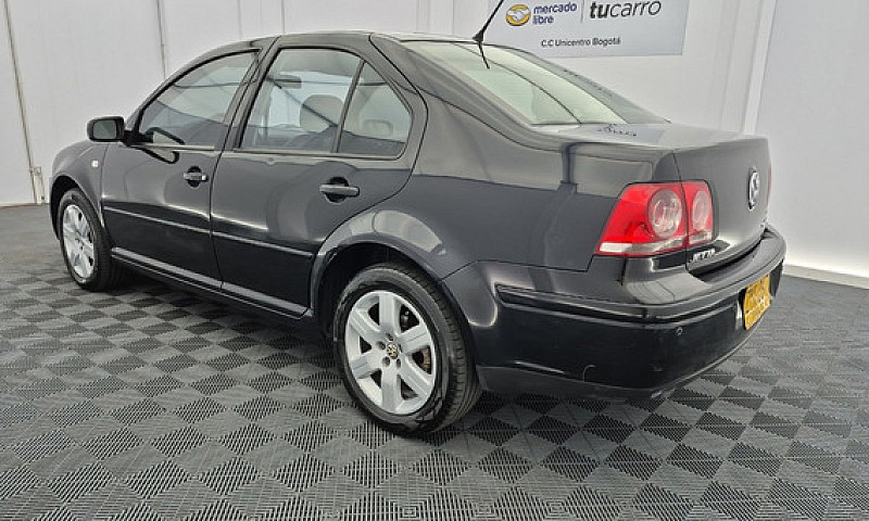 Volkswagen Jetta 2.0...