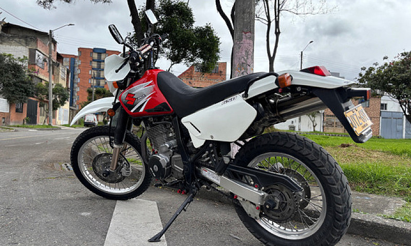 Suzuki Dr 650...