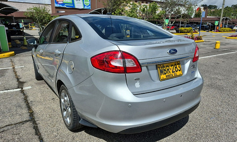 Ford Fiesta 1.6 Spor...