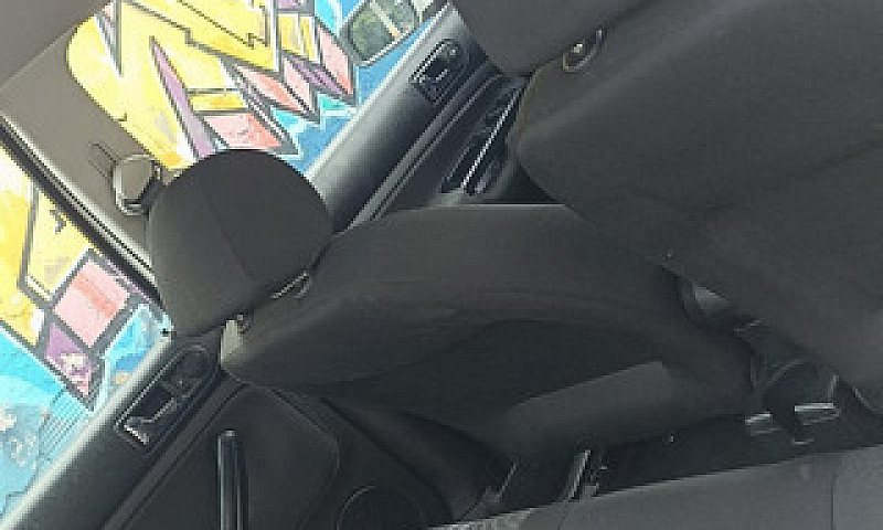 Volkswagen Jetta 2.0...