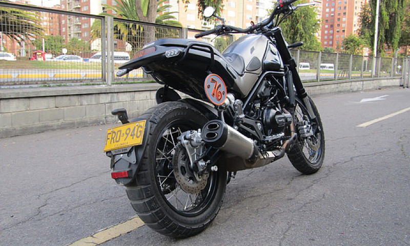 Benelli Leoncino 500...