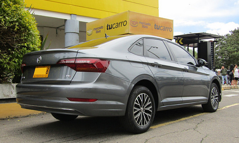 Volkswagen Jetta 1.4...
