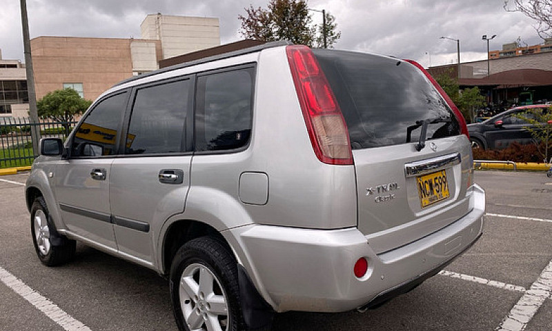 Nissan X-Trail 2.5 S...