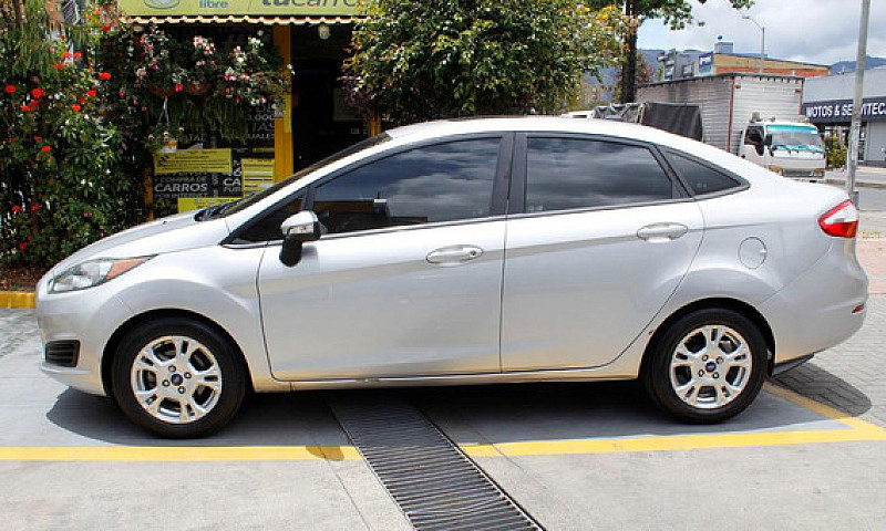 Ford Fiesta 1.6 Se M...
