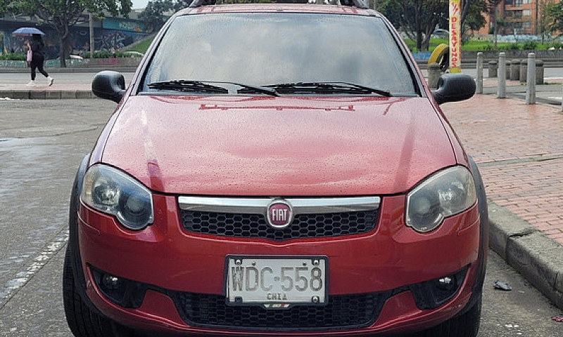 Fiat Strada 1.4 Trek...