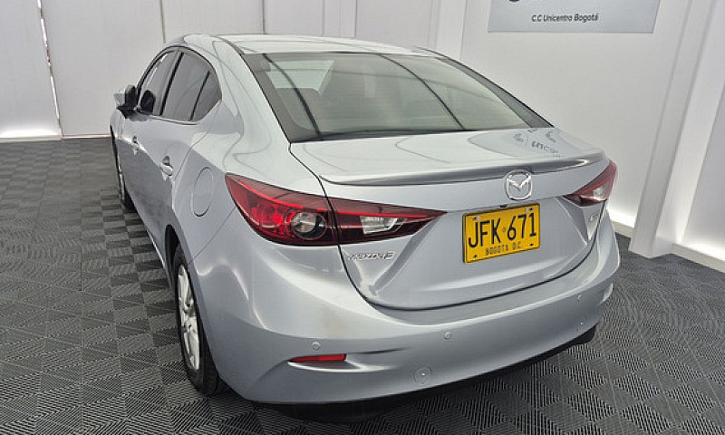 Mazda 3 2.0 Touring ...