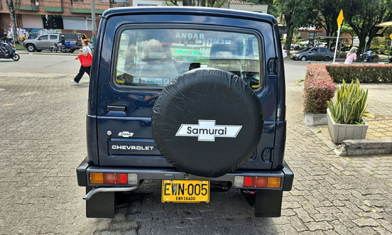 Chevrolet Samurai 1....