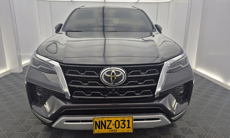 Toyota Fortuner 2.4 ...