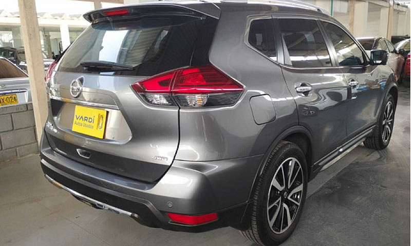 Nissan X-Trail Exclu...