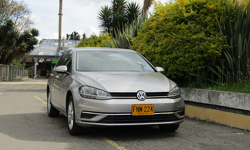 Volkswagen Golf 1.4 ...