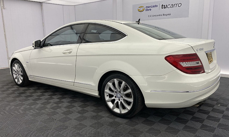 Mercedes-Benz Clase ...